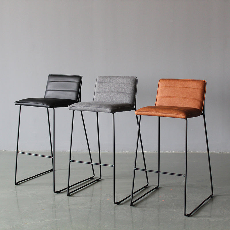 Modern Low Back Restaurant Stool Matte Finish Leather Barstool