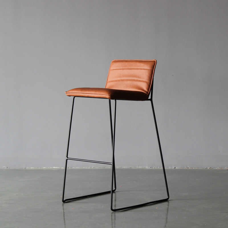 Modern Low Back Restaurant Stool Matte Finish Leather Barstool