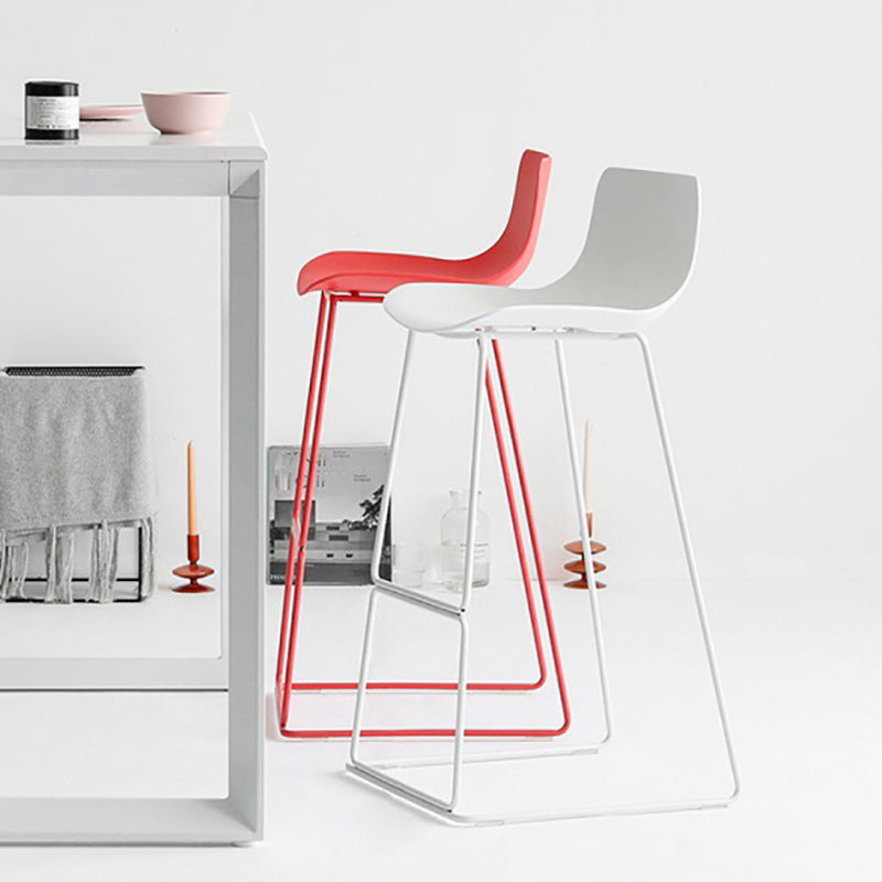 Modern Coffee Shop Armless Stool Matte Finish Plastic Barstool