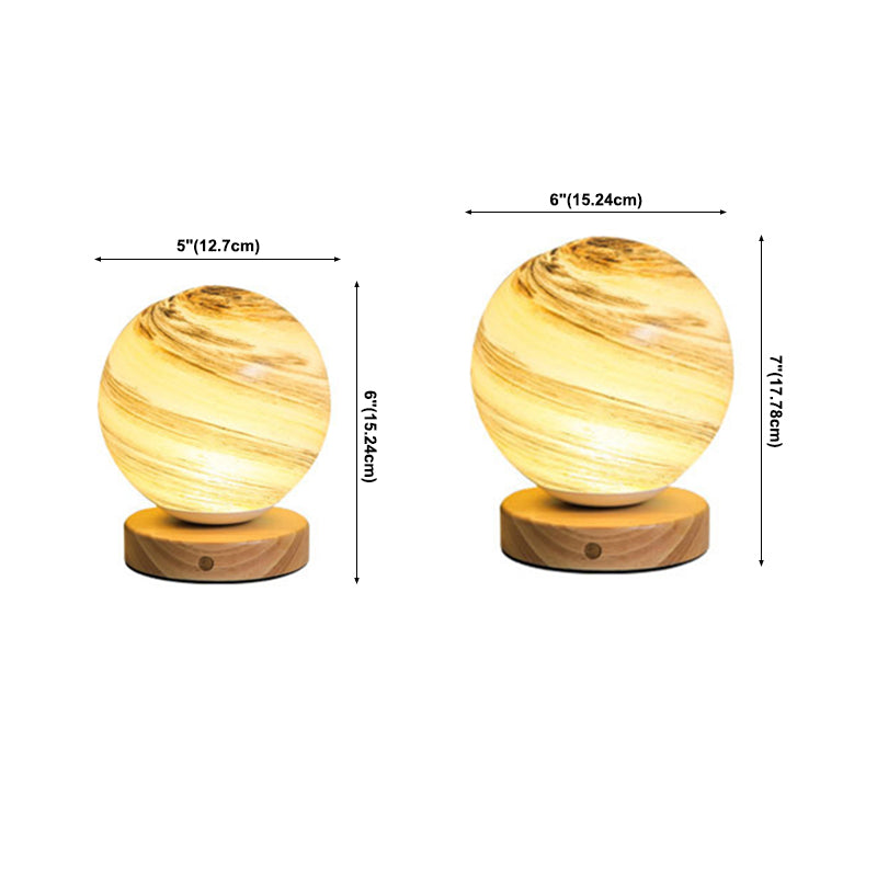 Moderne stijl tafellamp 1-licht LED-bureaulamp met glazen schaduw voor woonkamer