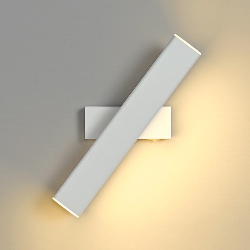 Modern Metal Wall Light Strip Rotatable LED Wall Sconce for Living Room