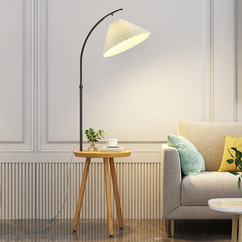 Lámpara de pie colorida nórdica, lámpara de pie con sombra de arpillera y mesa de madera para sala de estar