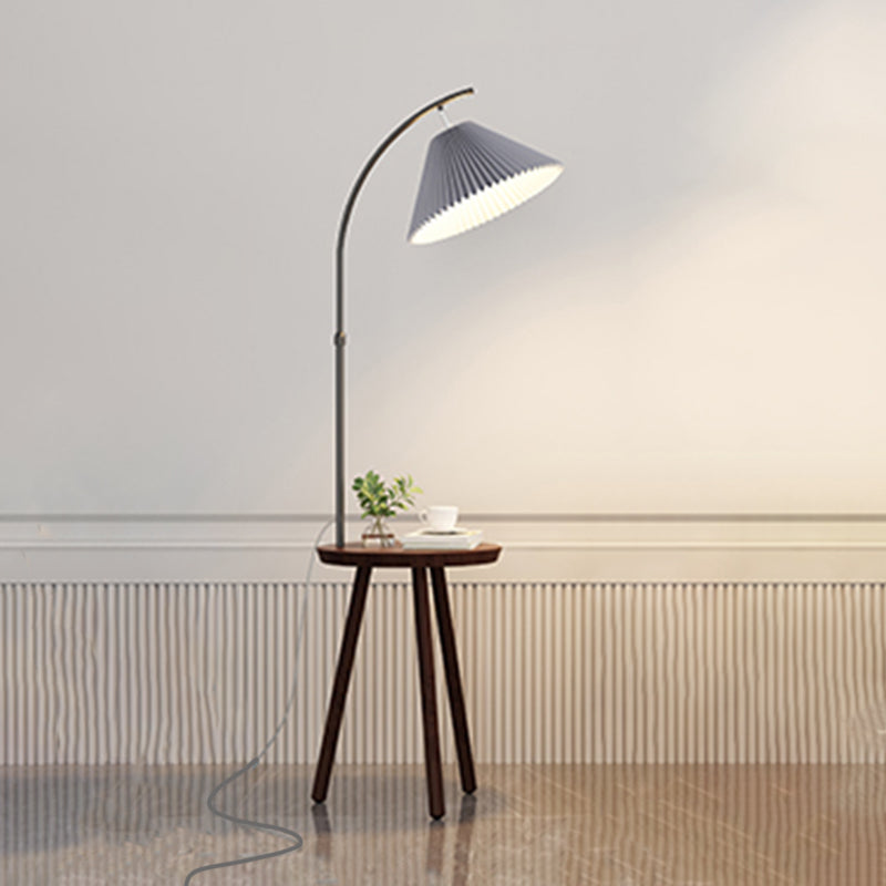 Lámpara de pie colorida nórdica, lámpara de pie con sombra de arpillera y mesa de madera para sala de estar