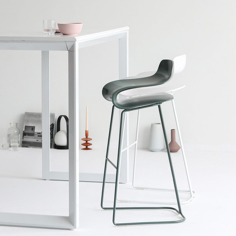 Scandinavian Matte Finish Plastic Barstool Footrest Coffee Shop Stool