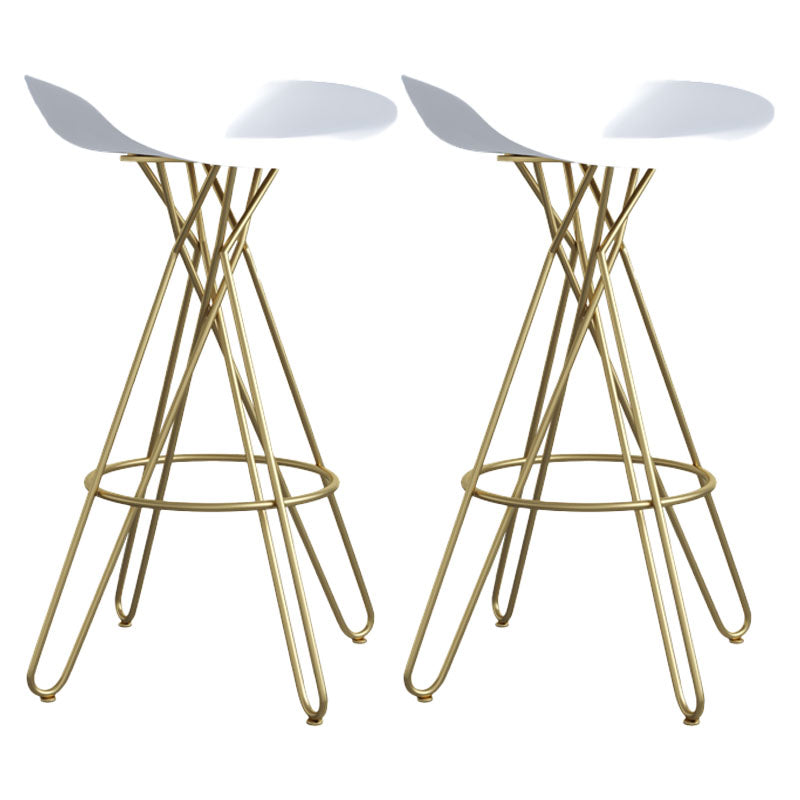 Glam Footrest Plastic Barstool Matte Finish Restaurant Stool