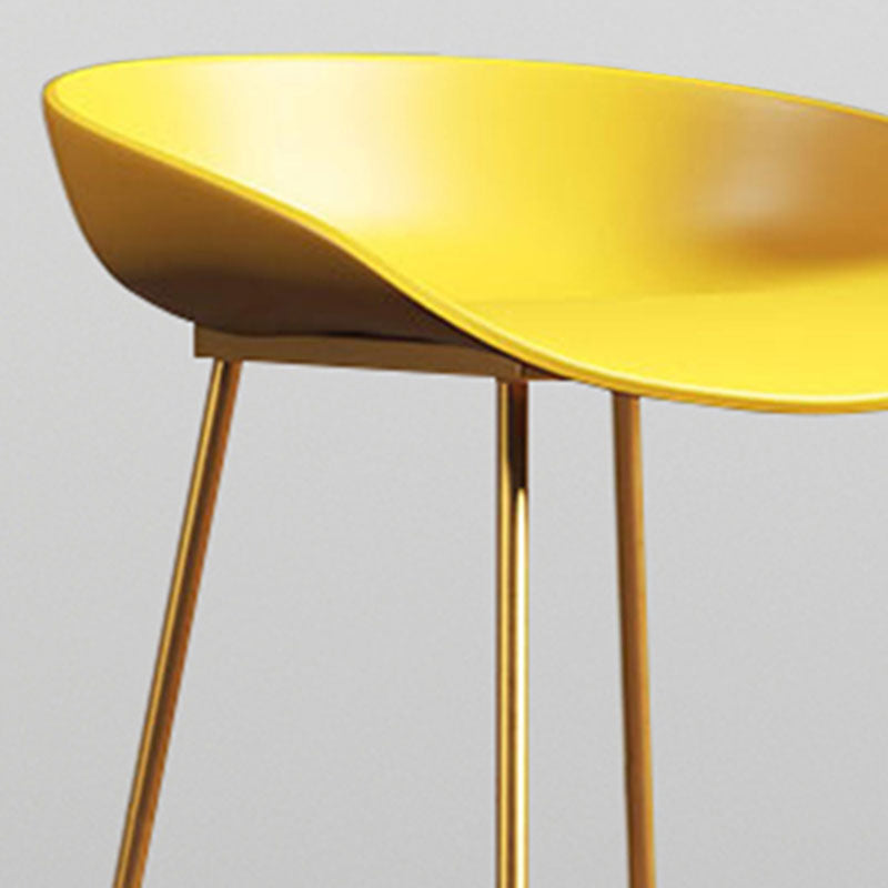 Contemporary Restaurant Footrest Barstool Matte Finish Plastic Stool