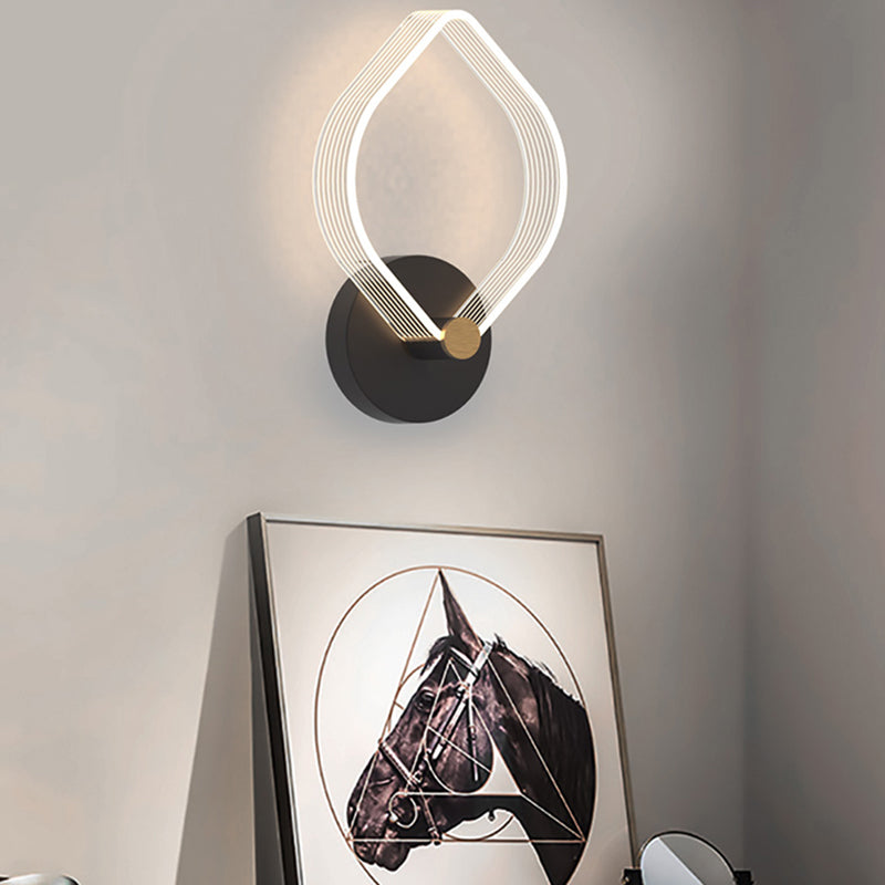 Metal Geometric Wall Light Nordic Style LED Wall Sconce in Black for Bedroom