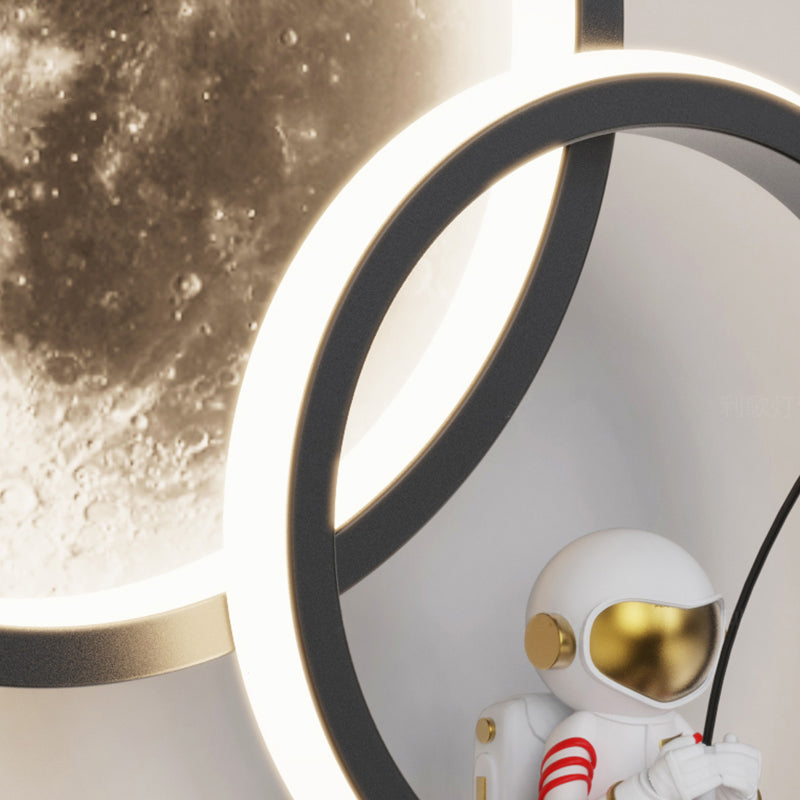 Modern Metal Wall Light Round Shape LED Wall Sconce with Astronaut for Bedroom