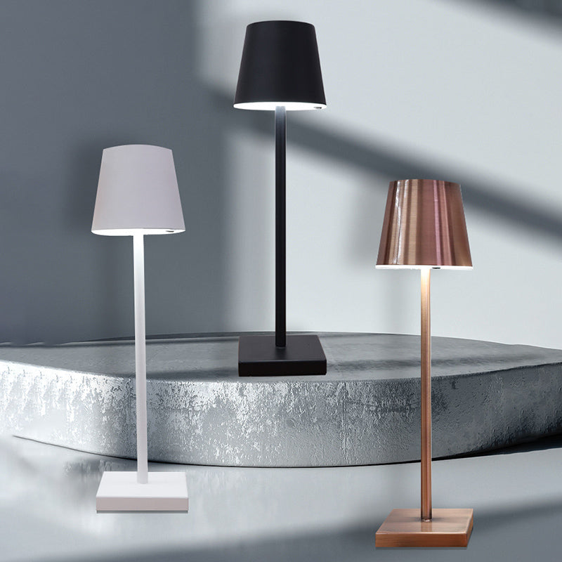 Metal Geometric Shape Table Lamp Mount Lighting Modern 1 Light Table Lamp Fixture