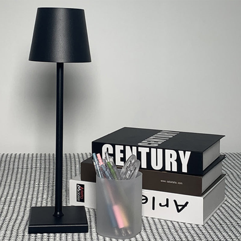 Metal Geometric Shape Table Lamp Mount Lighting Modern 1 Light Table Lamp Fixture