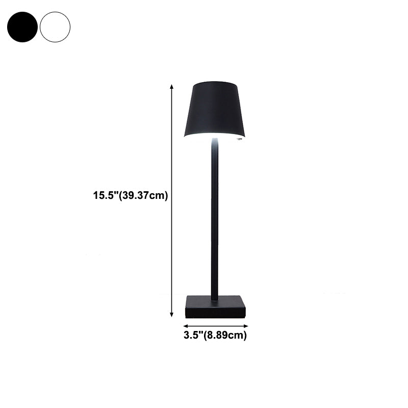 Metal Geometric Shape Table Lamp Mount Lighting Modern 1 Light Table Lamp Fixture