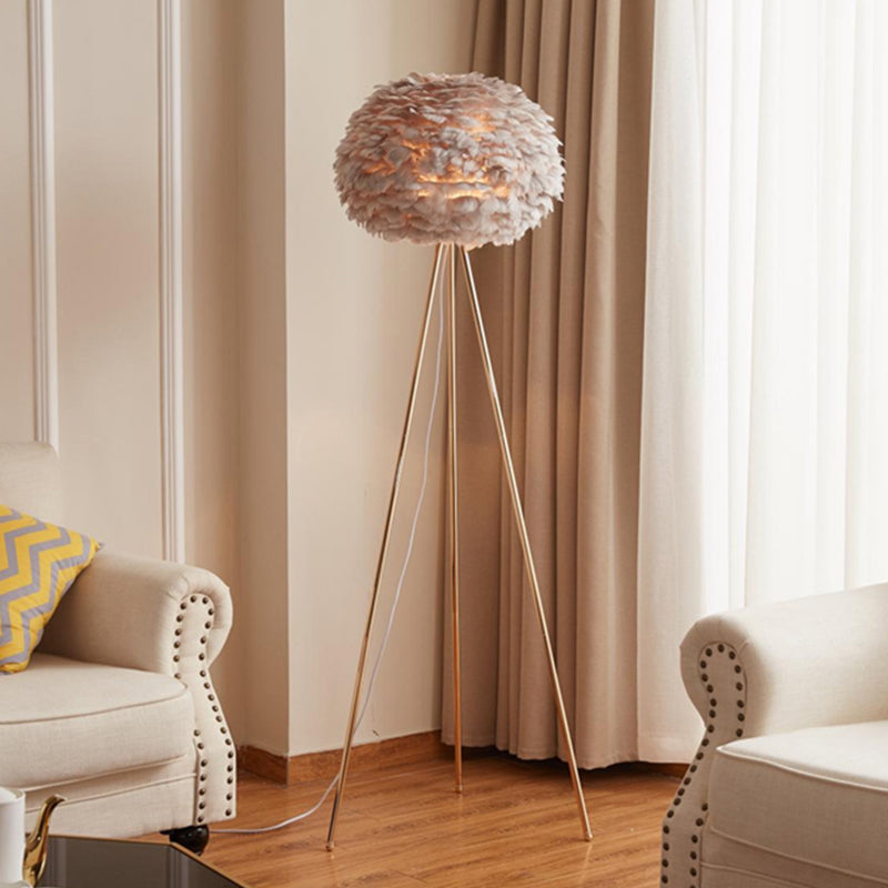 Ball Shape Floor Light Nordic Style Feather Floor Lamp for Living Room