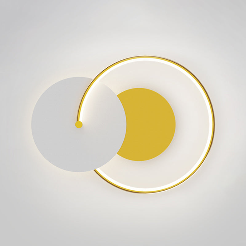 Metal Geometric Shape Wall Light Modern Style 2-Lights Wall Mounted Light Fixture in Gold