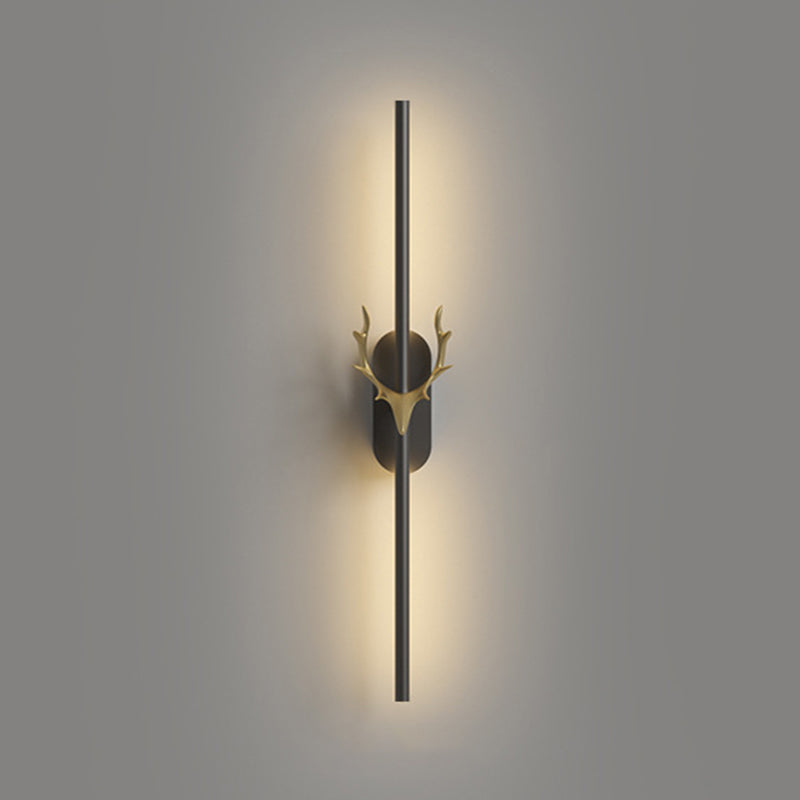 Modern Style Linear Shape Wall Sconce Metal 1 Light Sconce Lighting in Black for Bedroom