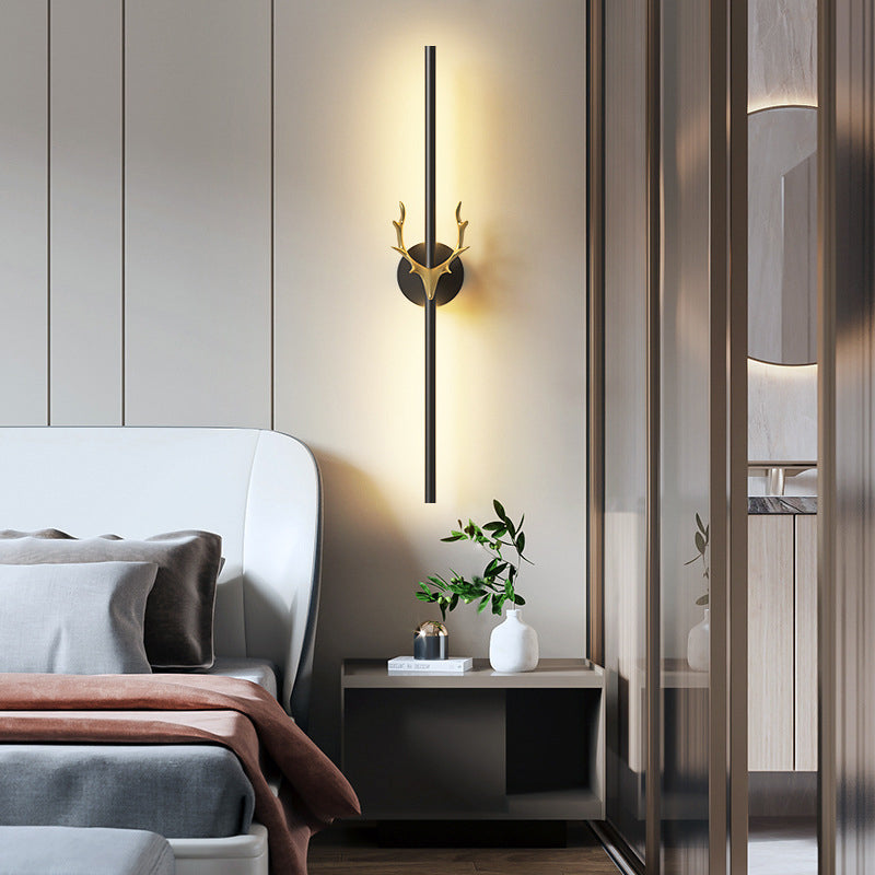 Modern Style Linear Shape Wall Sconce Metal 1 Light Sconce Lighting in Black for Bedroom