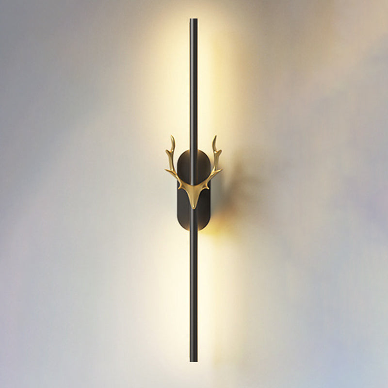 Modern Style Linear Shape Wall Sconce Metal 1 Light Sconce Lighting in Black for Bedroom