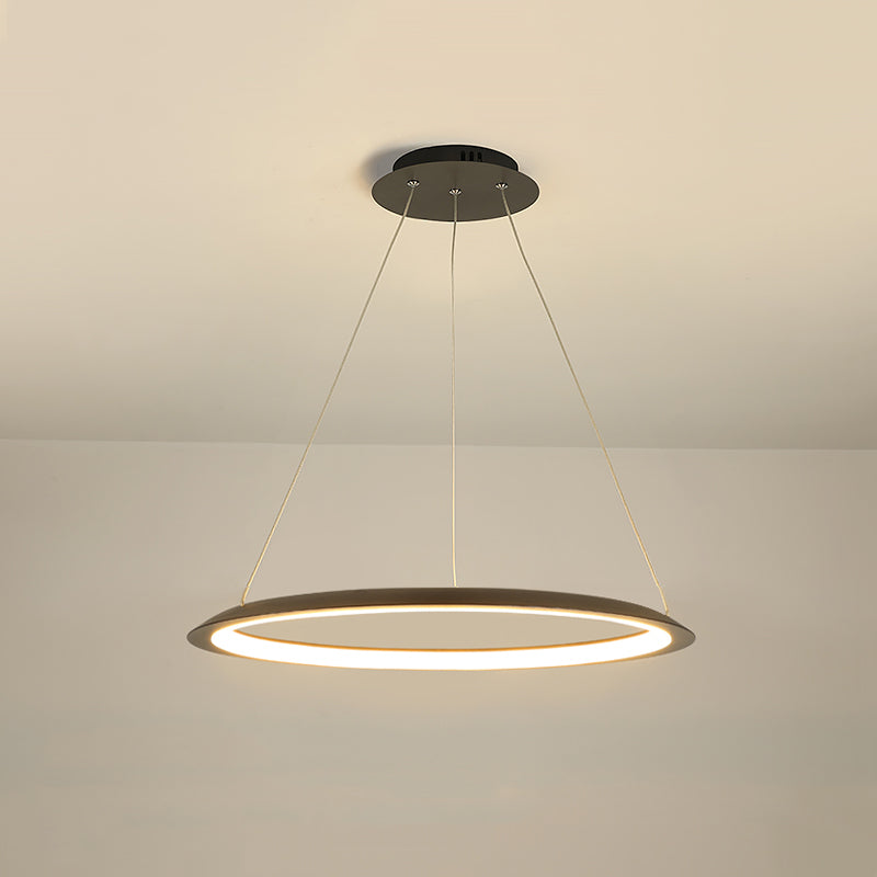 Metal Round Shape Flush Ceiling Light Modern Style 1 Light Flush Mount Lighting Fixtures