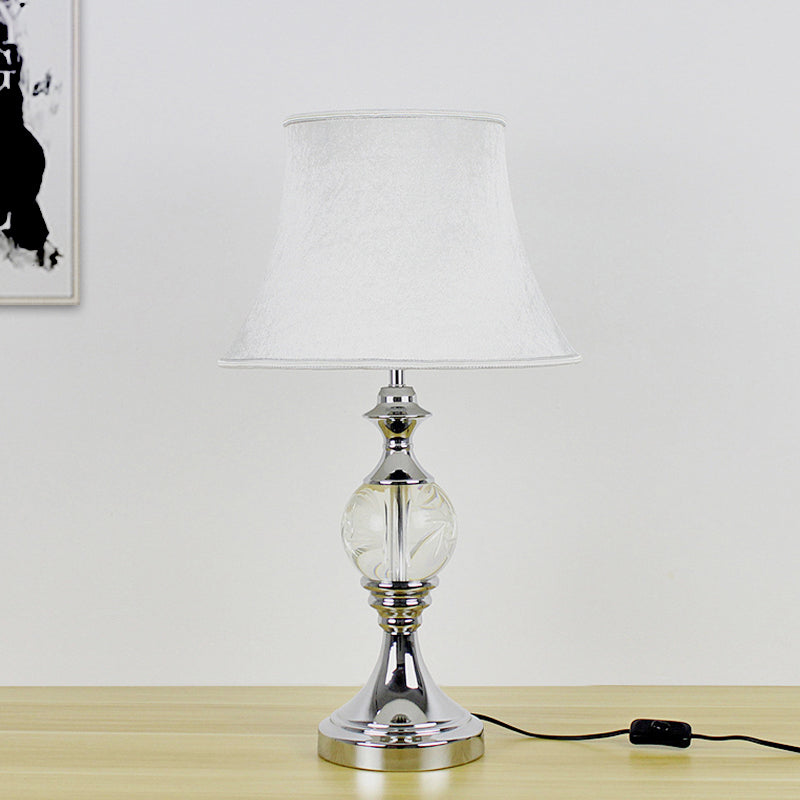 1 Kopfstudienaufgabenbeleuchtung modernes weißes Lesebuch Licht mit Bellstoffschatten