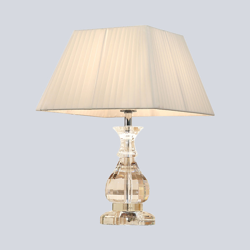 1 Kopf Vase Form Tabelle Licht modernistische handgeschnittene Kristall kleine Schreibtischlampe in Weiß
