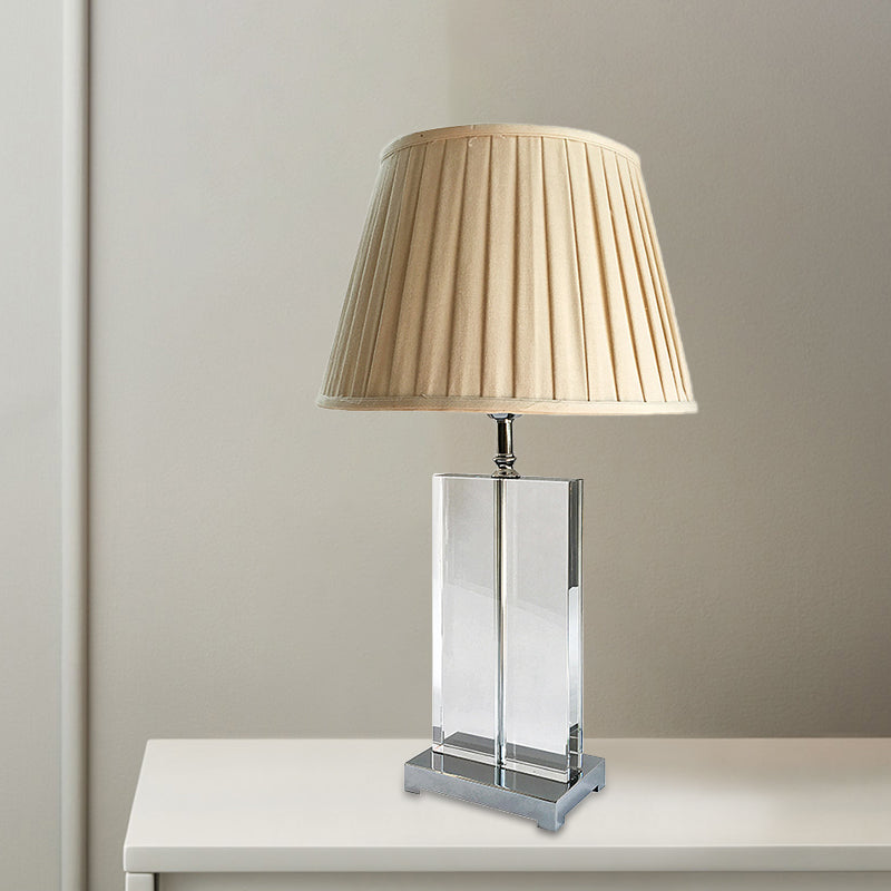 1 Kopf rechteckige Nachttischlampe zeitgenössische handgeschnittene Kristalllesen in Beige