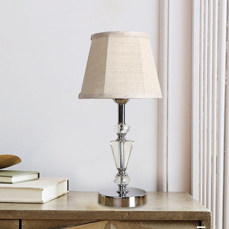 Cono de tela/campana panel Luz modernista 1 cabeza lámpara de escritorio pequeña en rosa/beige para sala de estar