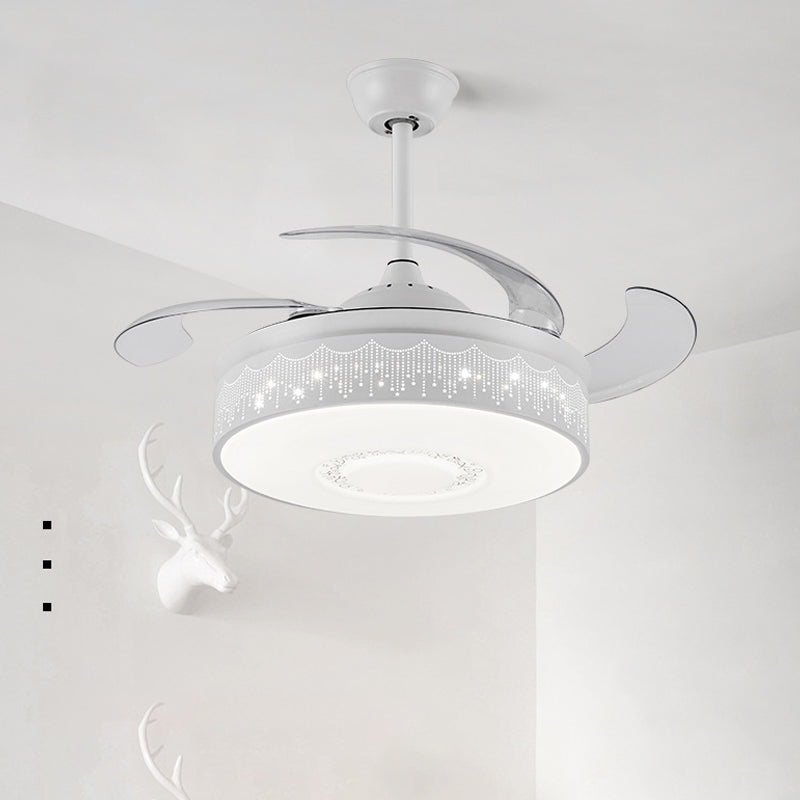 Moderne drum hanger ventilatorlamp 42 "Breedte LED metalen semi -flush lamp armatuur in wit met 4 messen, muur/afstandsbediening/frequentieconversie en afstandsbediening