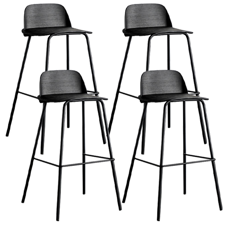 Scandinavian Footrest Metal Barstool Matte Finish Coffee Shop Stool