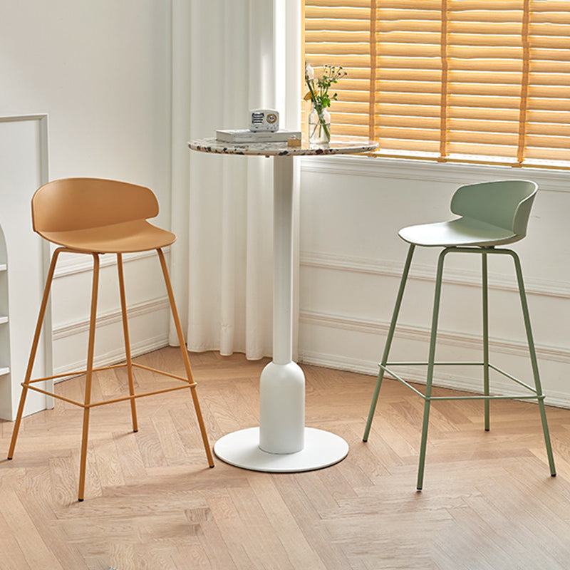 Scandinavian Matte Finish Metal Bar Stool Milk Tea Shop Footrest Stool