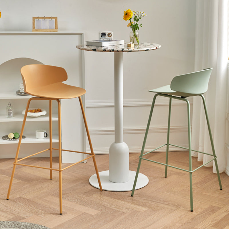 Scandinavian Matte Finish Metal Bar Stool Milk Tea Shop Footrest Stool