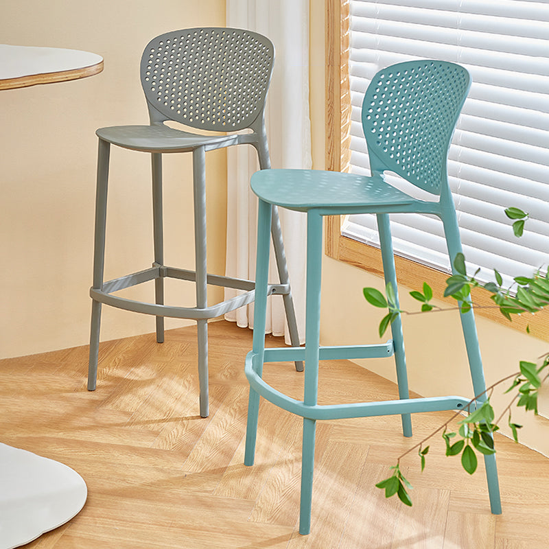 Scandinavian Matte Finish Milk Tea Shop Stool Plastic Footrest Barstool
