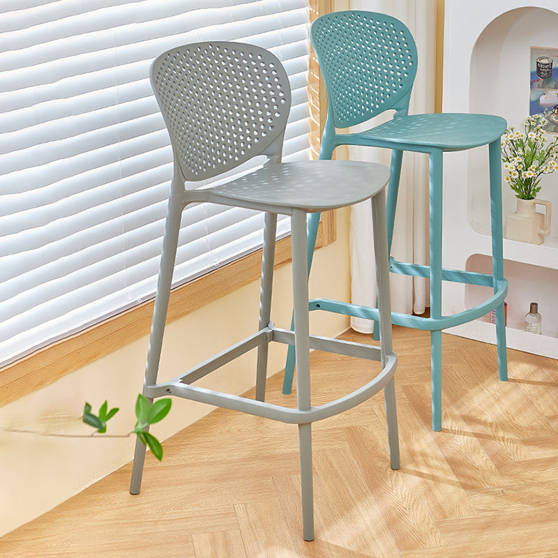 Scandinavian Matte Finish Milk Tea Shop Stool Plastic Footrest Barstool