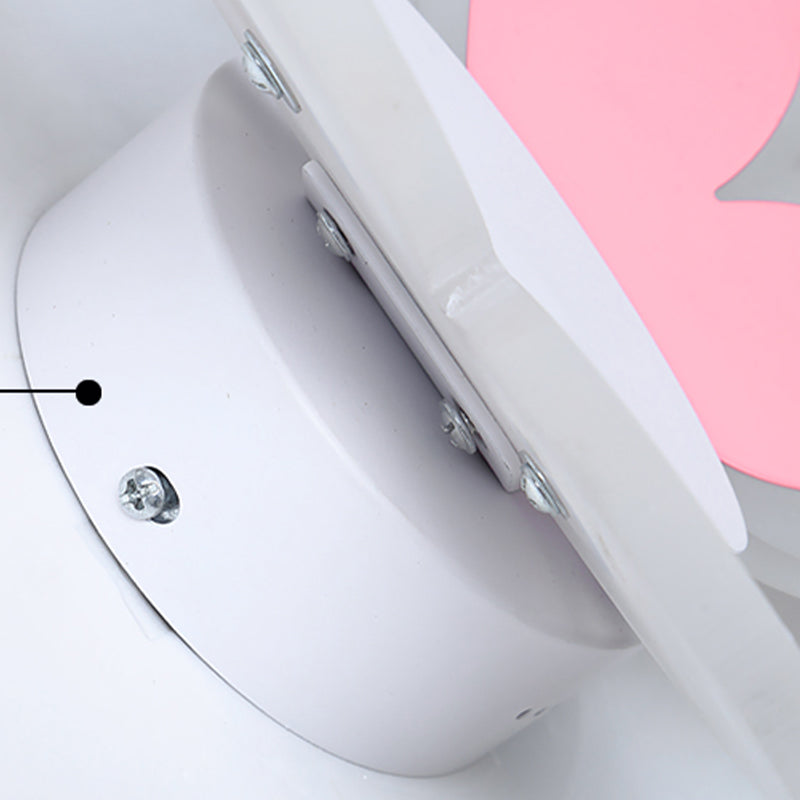 Modern Style Butterfly Shape Wall Sconce Metal 1 Light Wall Light for Bedroom