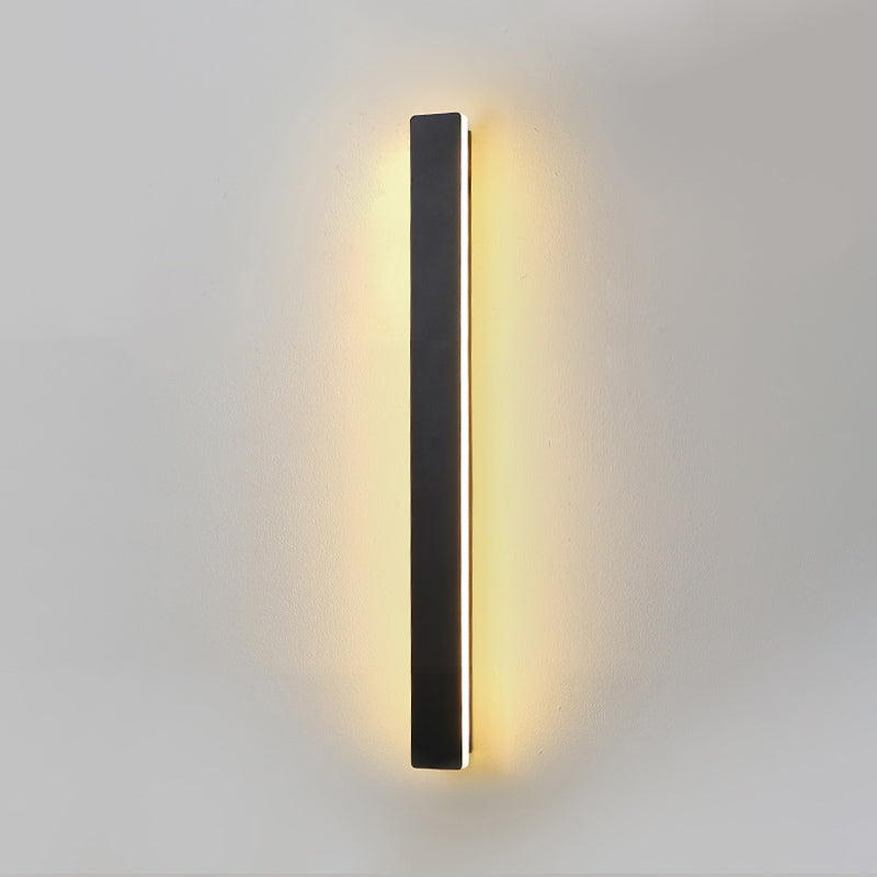 Metal Straight Wall Light Modern Style LED Wall Sconce for Living Room