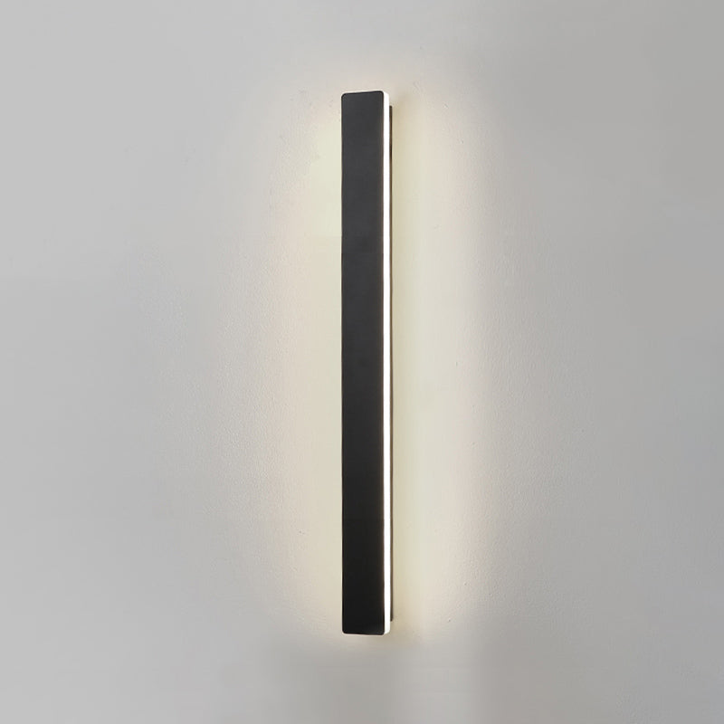 Metal Straight Wall Light Modern Style LED Wall Sconce for Living Room