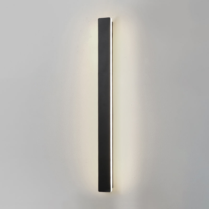 Metal Straight Wall Light Modern Style LED Wall Sconce for Living Room