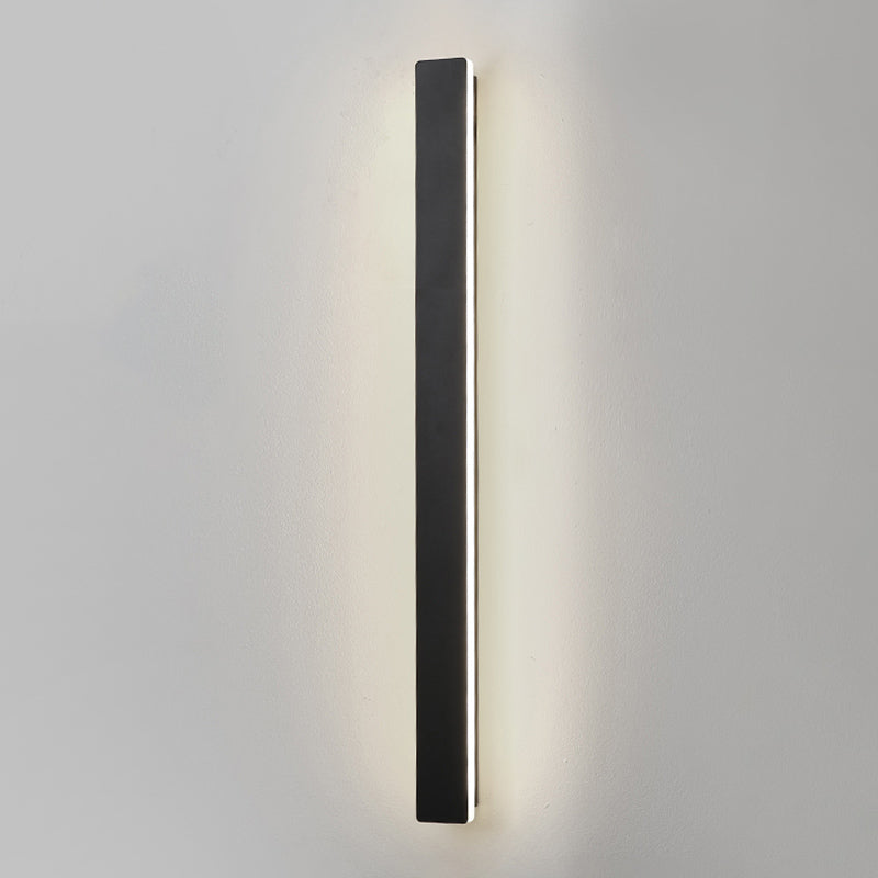 Metal Straight Wall Light Modern Style LED Wall Sconce for Living Room