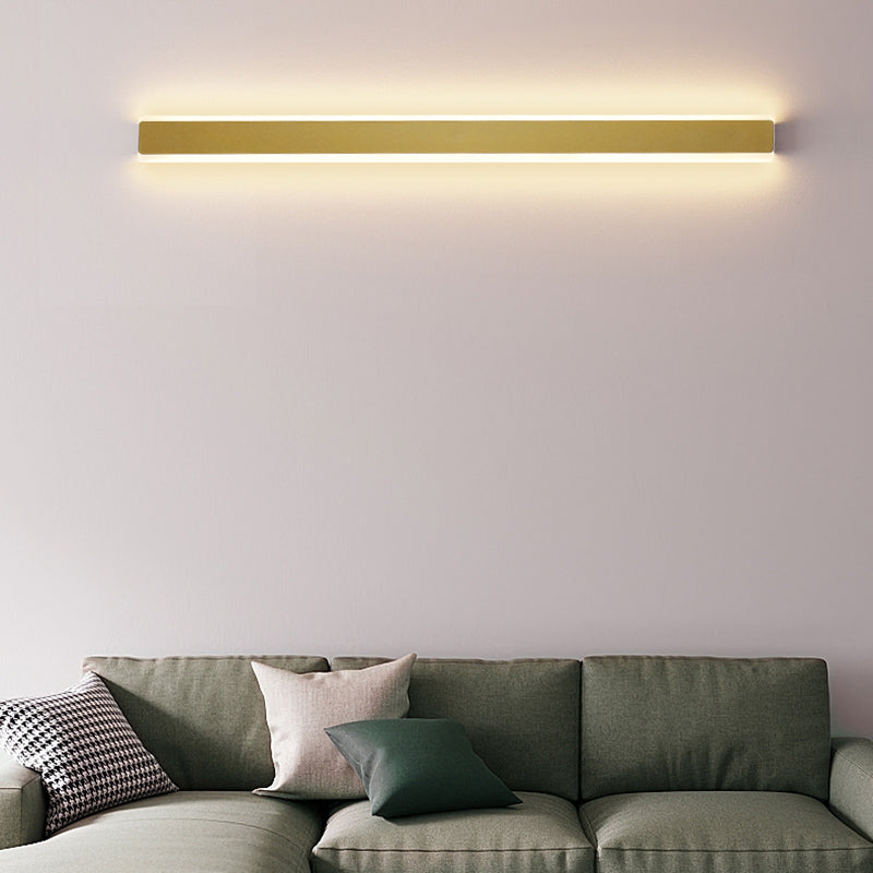 Metal Straight Wall Light Modern Style LED Wall Sconce for Living Room