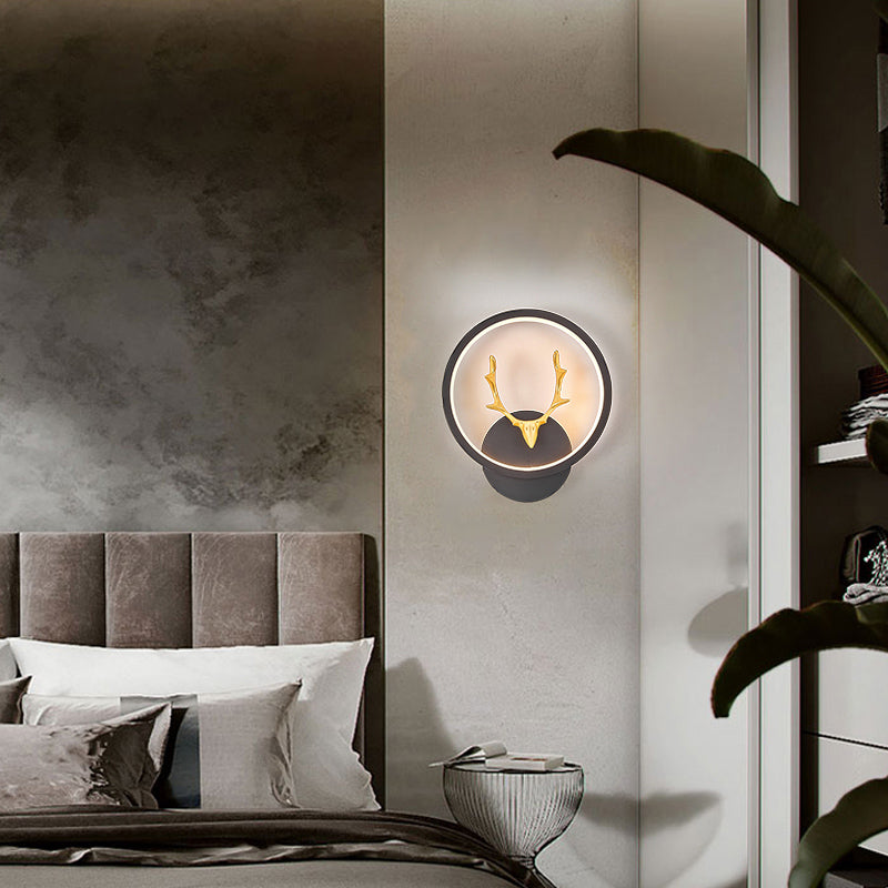 Metal Geometric Shape Wall Light Nordic Style LED Wall Sconce for Bedroom
