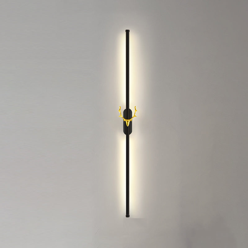Minimalist Aluminum Wall Light Black Straight LED Wall Sconce for Living Room