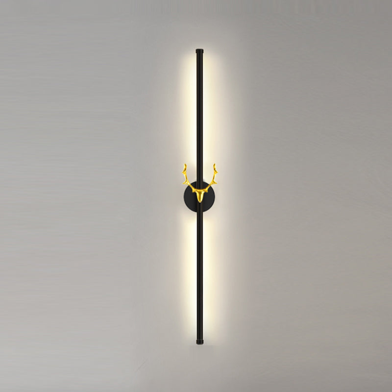 Minimalist Aluminum Wall Light Black Straight LED Wall Sconce for Living Room