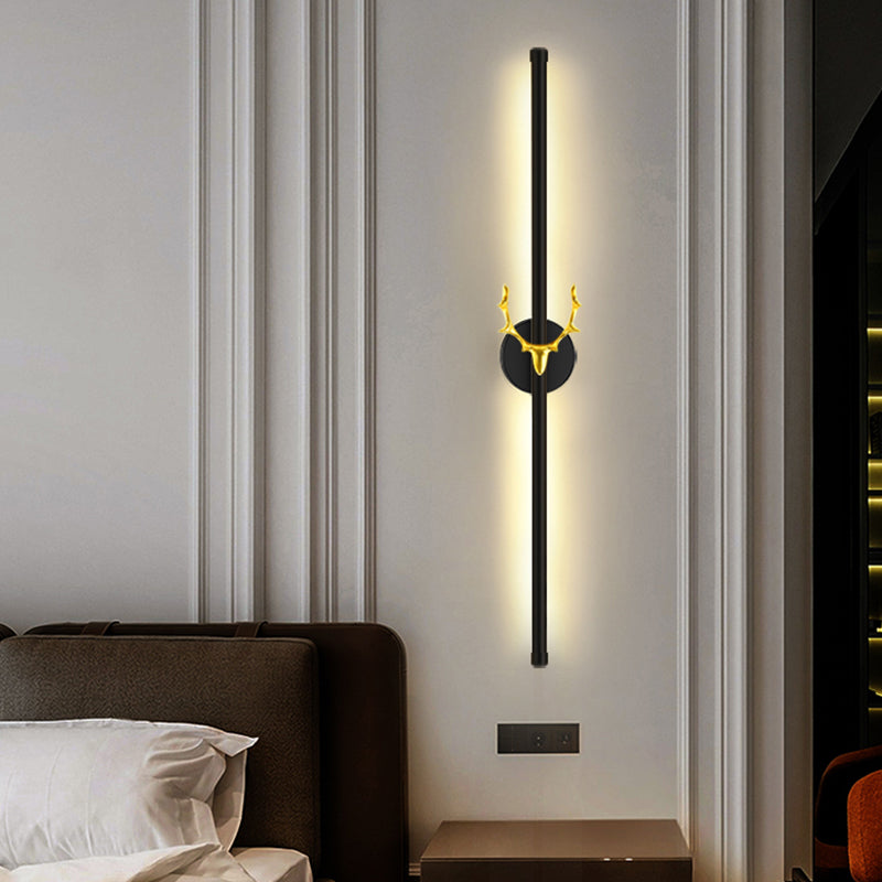 Minimalist Aluminum Wall Light Black Straight LED Wall Sconce for Living Room