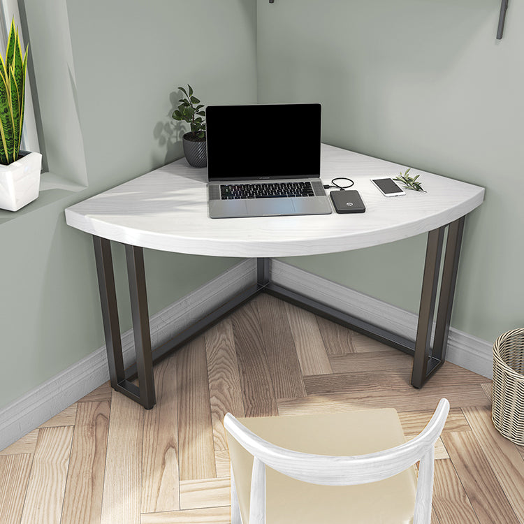 Modern Style Office Desk Solid Wood Home Use Desk with Metal Legs