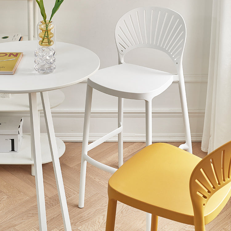 Scandinavian Matte Finish Plastic Barstool Milk Tea Shop Full Back Stool