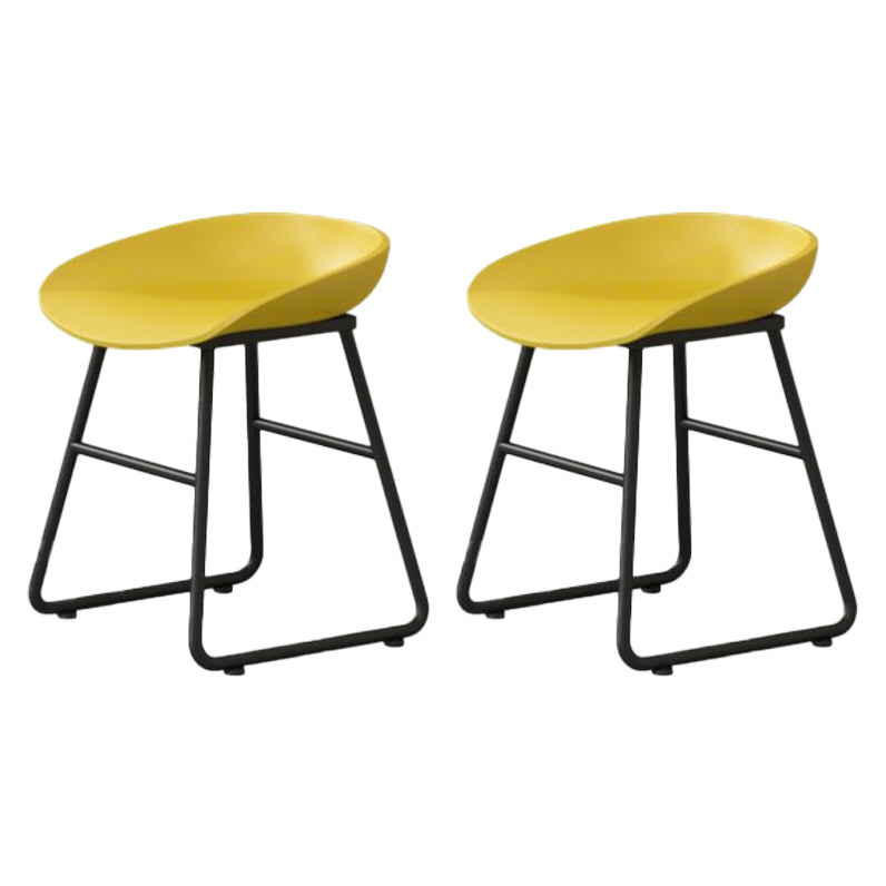 Modern Milk Tea Shop Footrest Barstool Matte Finish Plastic Stool