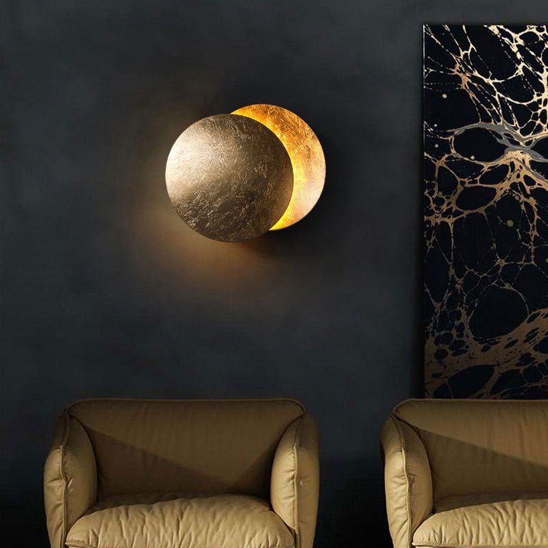 Modern Wall Mount Light 1-Light LED Metal Wall Light with Iron Shade for Bedroom