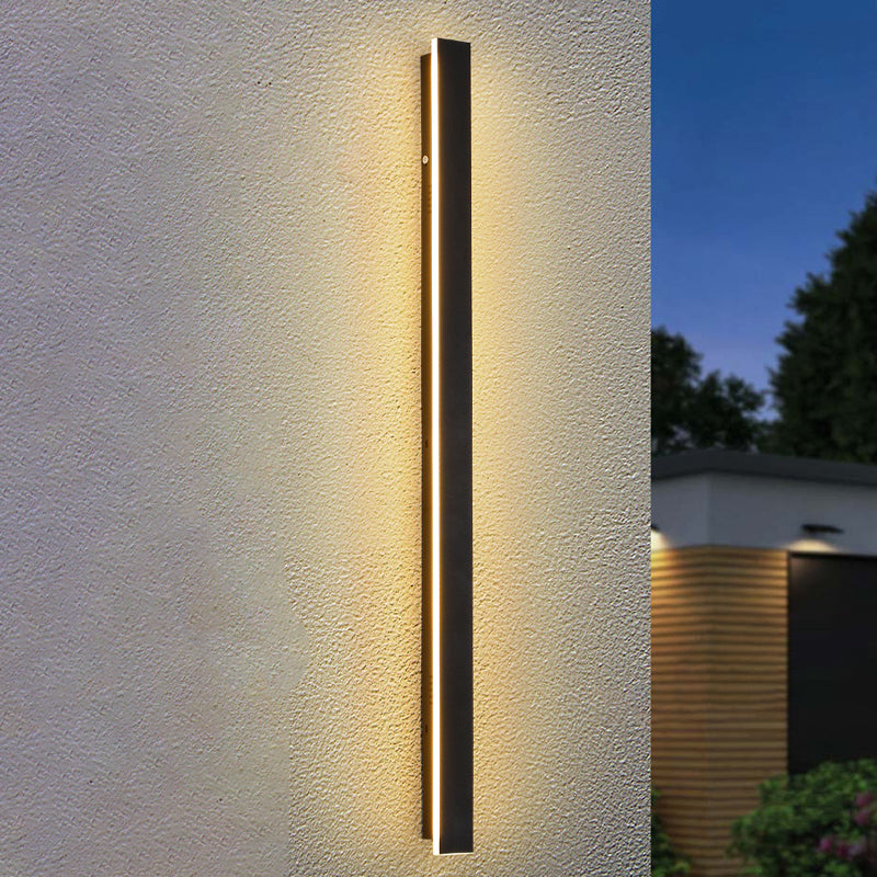 Metal Linear Shape Wall Light Modern Style 1-Light Wall Mount Light Fixture in Black