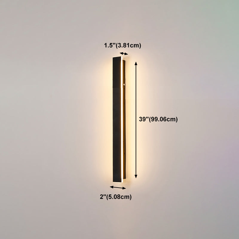 Metal Linear Shape Wall Light Modern Style 1-Light Wall Mount Light Fixture in Black