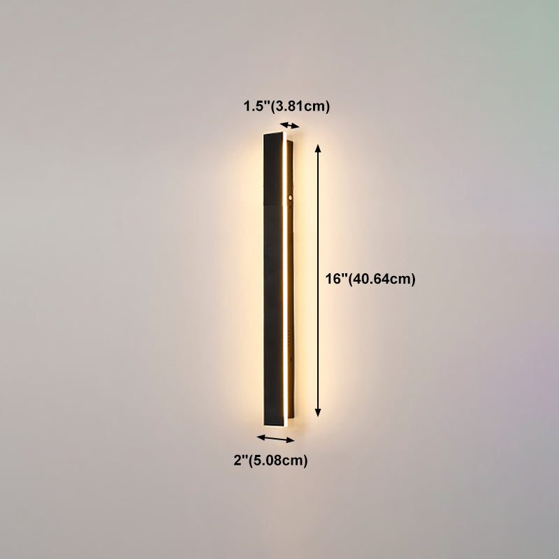 Metal Linear Shape Wall Light Modern Style 1-Light Wall Mount Light Fixture in Black