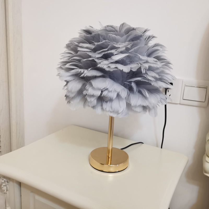 Modern Style Desk Light Colorful Feather Desk Lamp for Bedroom