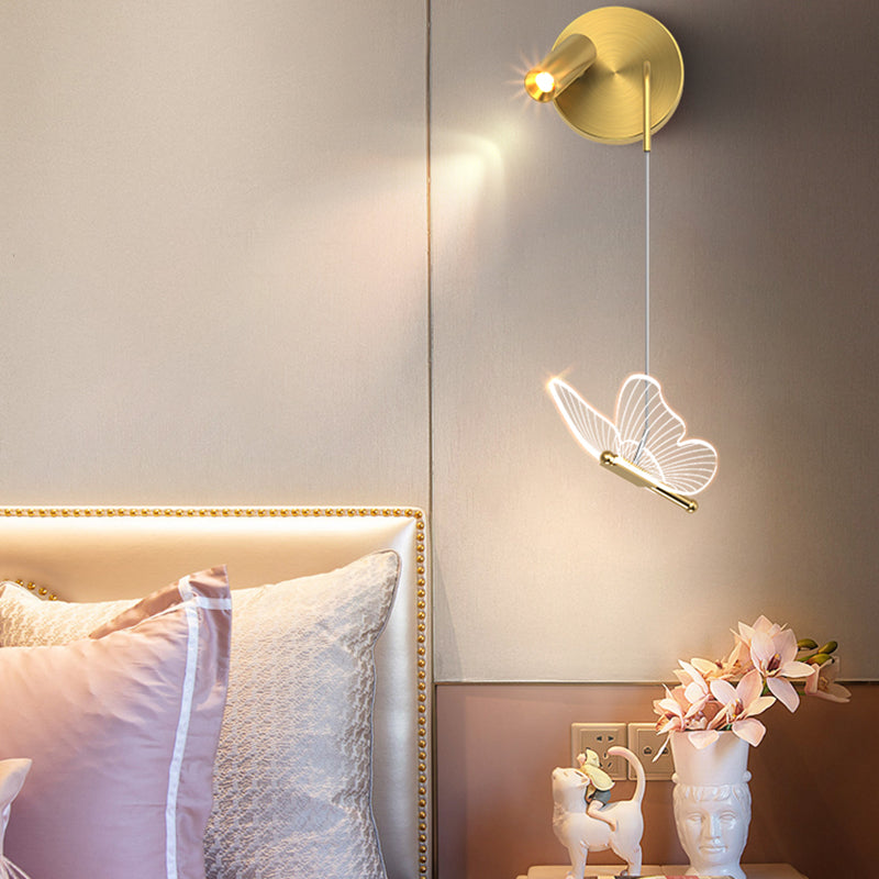 Metal Unique Shape Wall Light Modern Style Multi-Lights Wall Mount Light Fixture in Gold